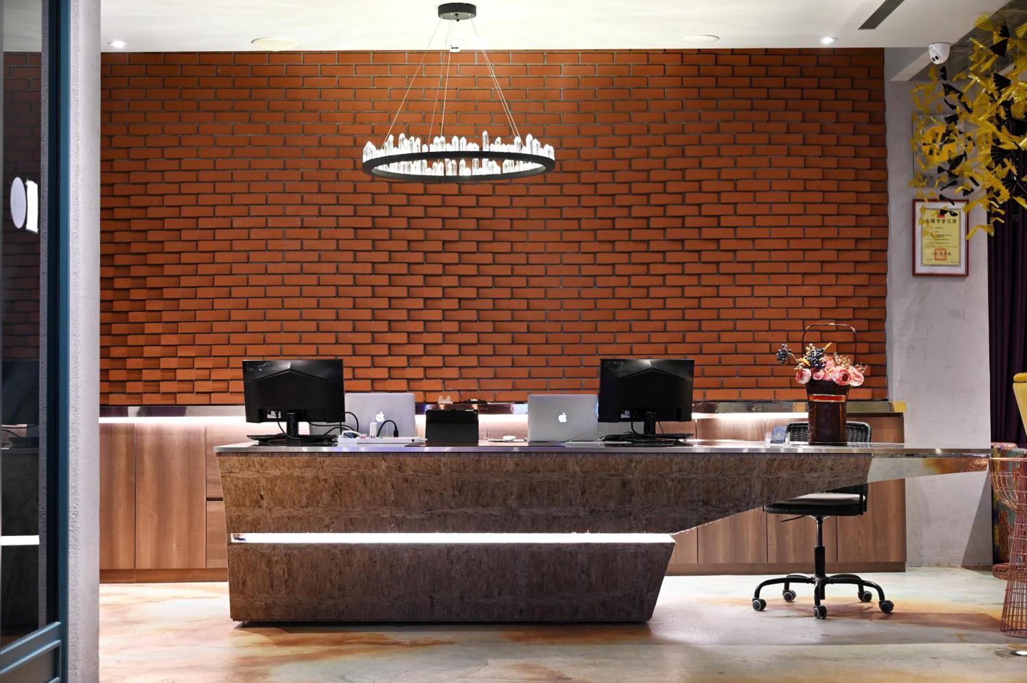 CHECK inn HIVE Luodong Exterior foto