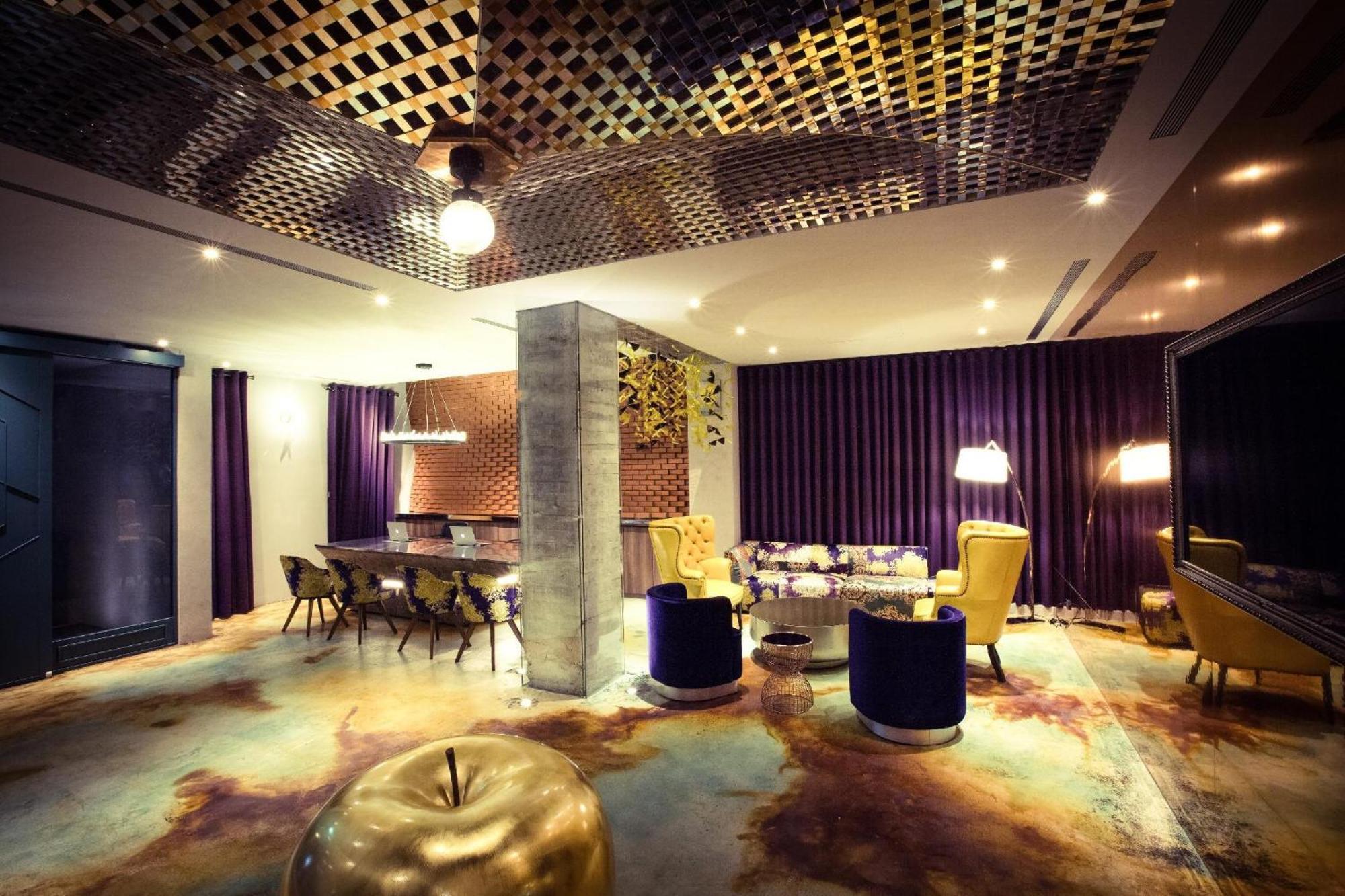 CHECK inn HIVE Luodong Exterior foto